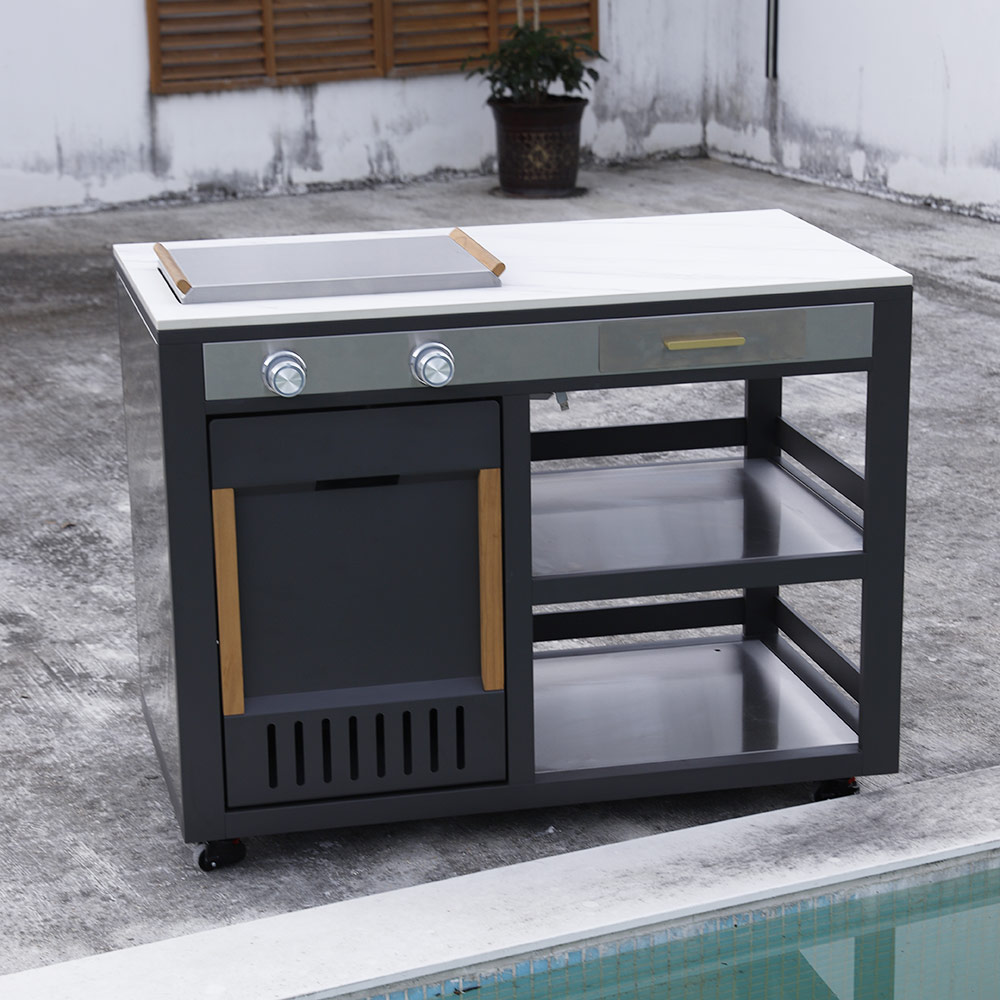 What Countertop Materials Are Used In Outdoor Kitchens?