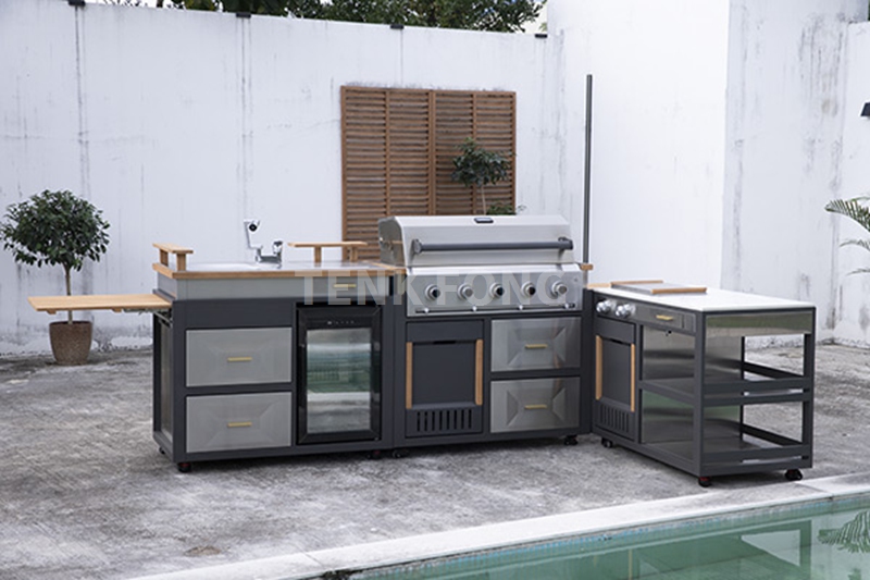 How To Design Outdoor Kitchen Layout?