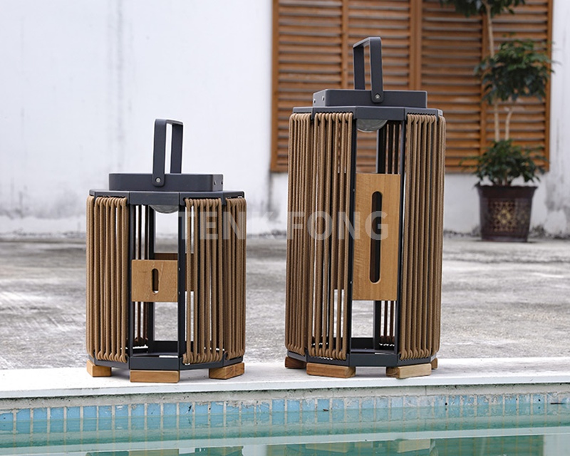 How To Clean Outdoor Solar Lights Efficiently?